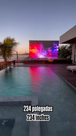 Painel de LED retrátil de 233 polegadas em Barra Grande